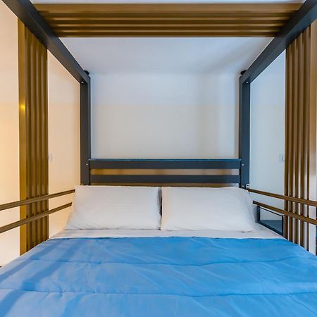 Central Station Apartments & Suites نابولي المظهر الخارجي الصورة
