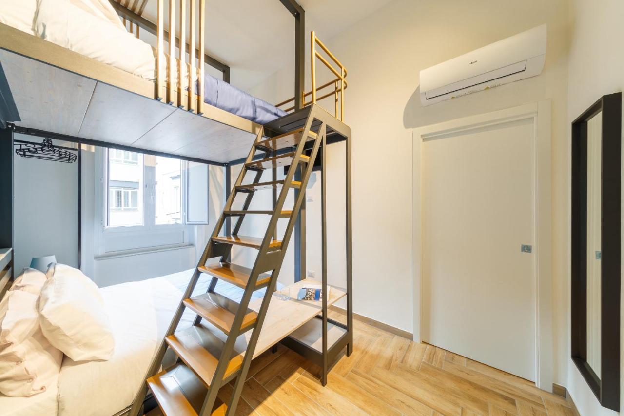 Central Station Apartments & Suites نابولي المظهر الخارجي الصورة