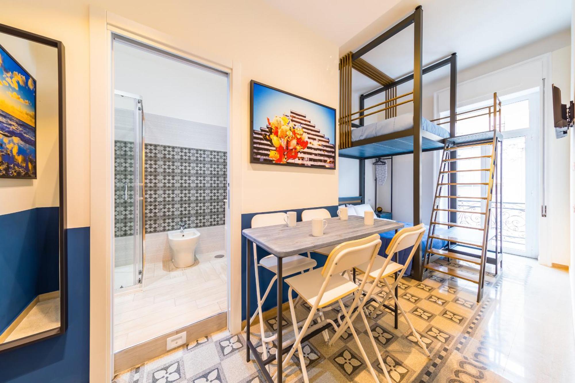 Central Station Apartments & Suites نابولي المظهر الخارجي الصورة